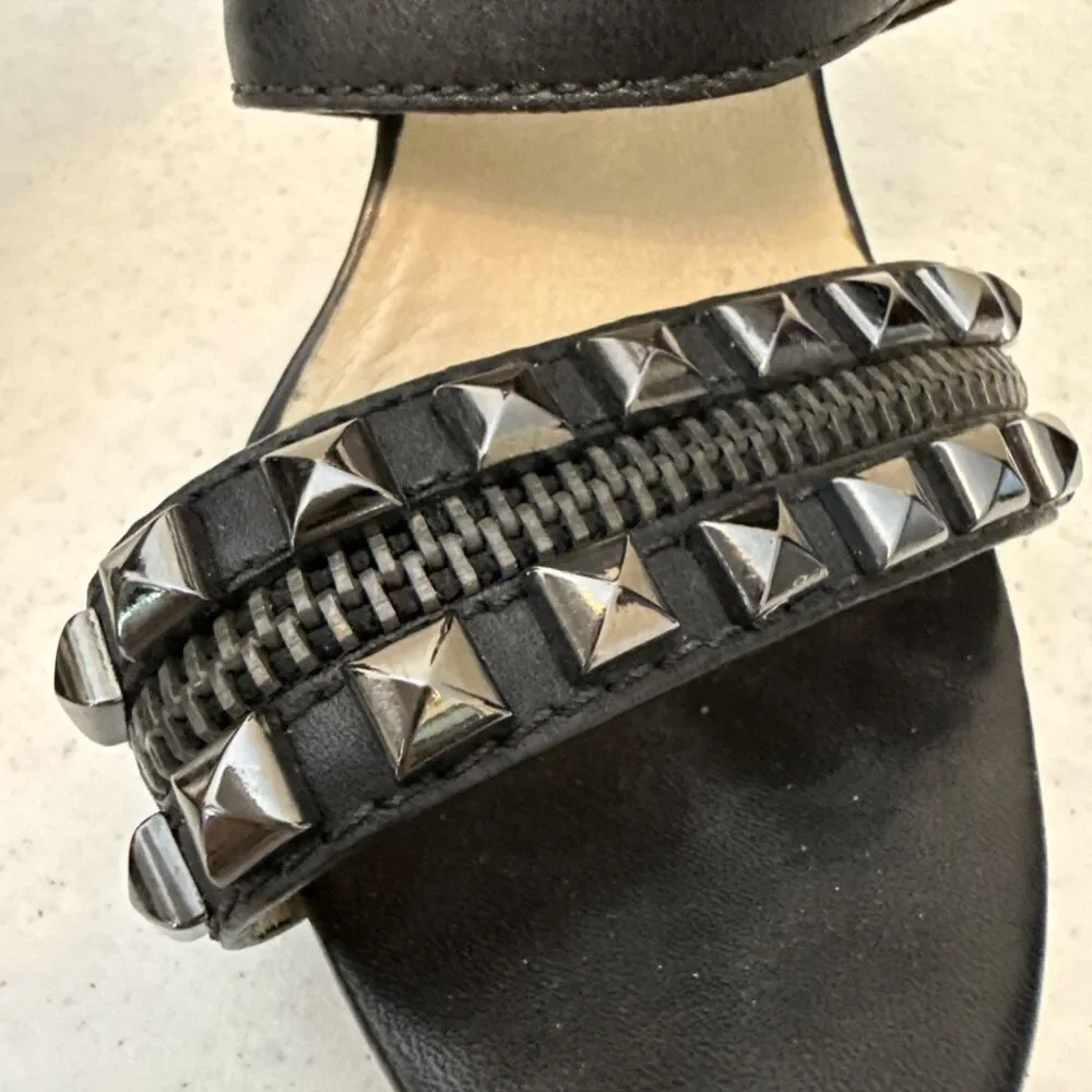 MICHAEL Michael Kors Rock N Roll Black Studded Stiletto Heels Size 8 M JL307